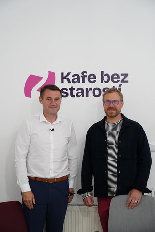Kafe bez starostí: Adam Forman